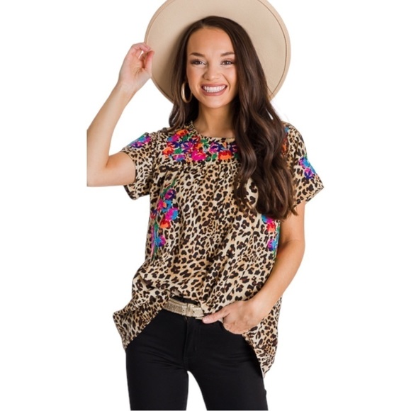 See And Be Seen Neon Embroidery Leopard Tunic Top Small - Picture 3 of 15